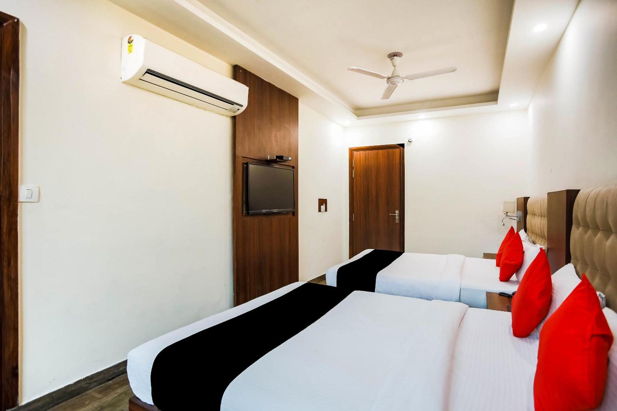 Collection O The Kailash Dev Hotel Nové Dillí Exteriér fotografie