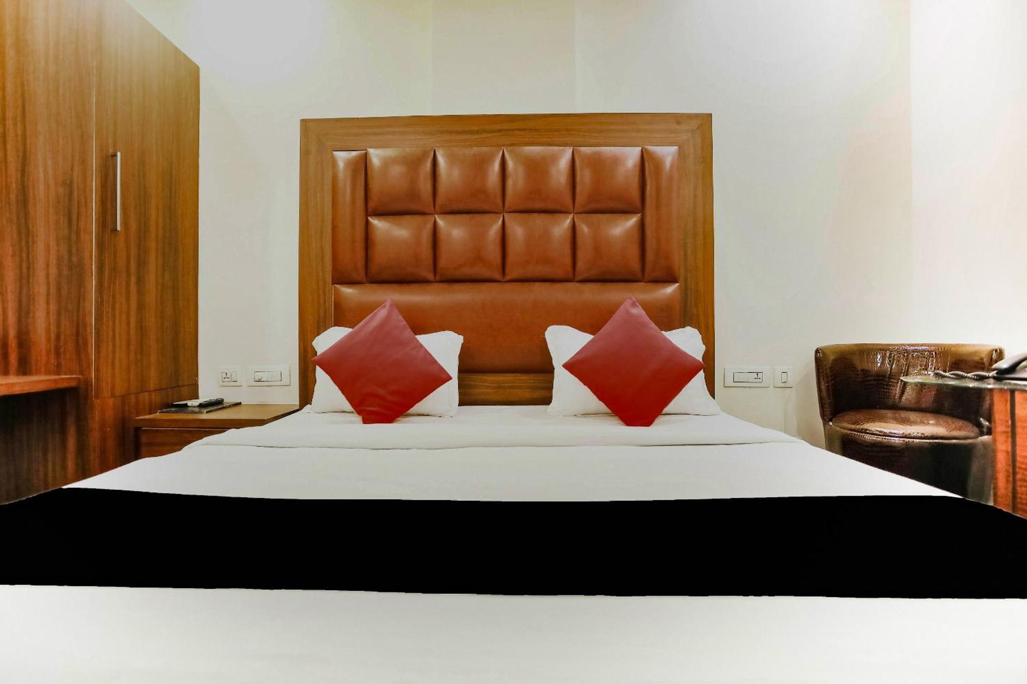 Collection O The Kailash Dev Hotel Nové Dillí Exteriér fotografie